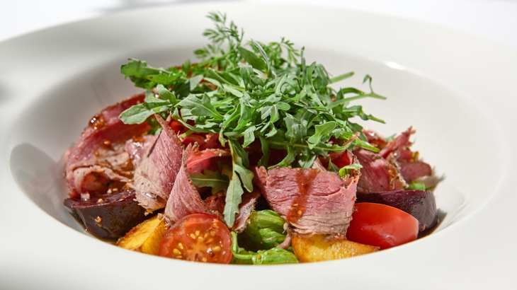 Pastrami ensalada web