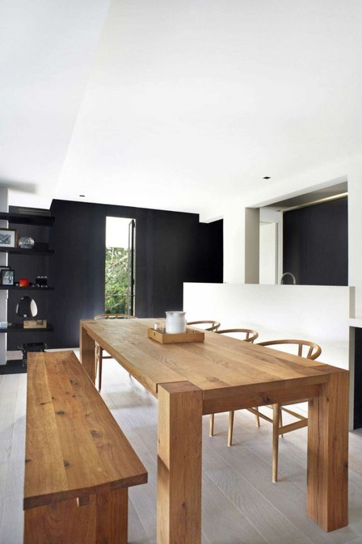 comedor con banca minimalista