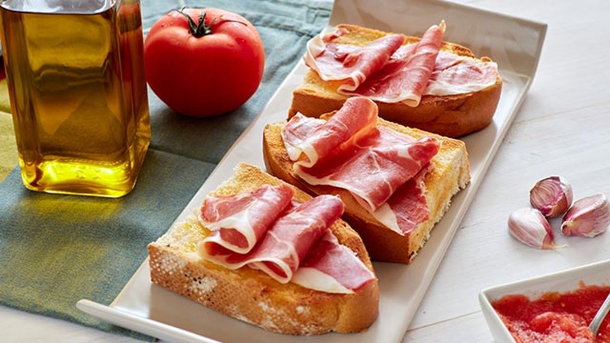 tostas tostadas desayuno jamon tomate
