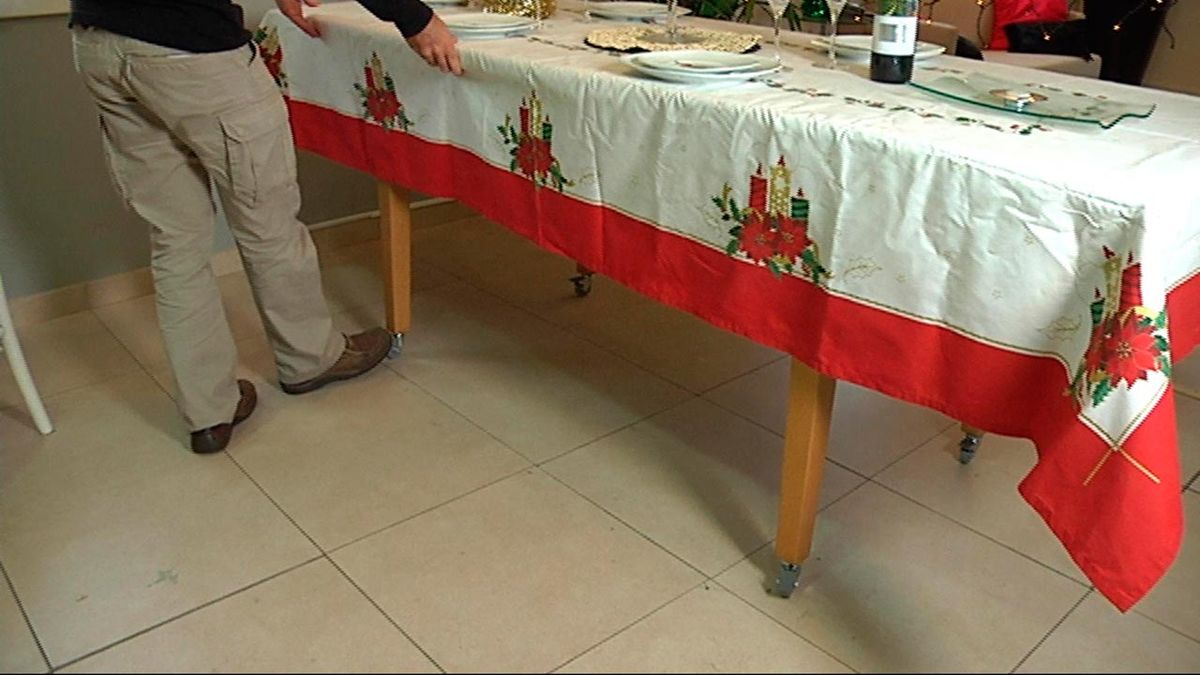 Colocar ruedas en patas de mesa paso 8