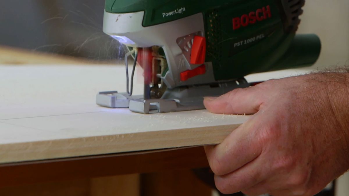 Cómo hacer una mesa redonda abatible paso 6