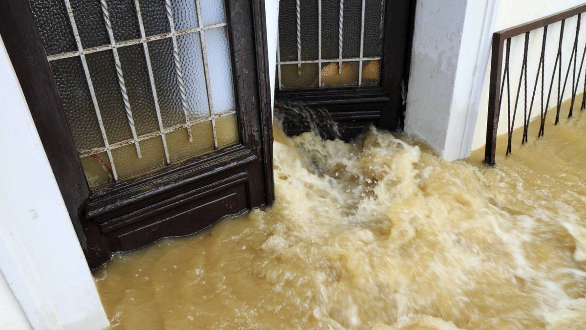 como limpiar la casa tras una inundacion