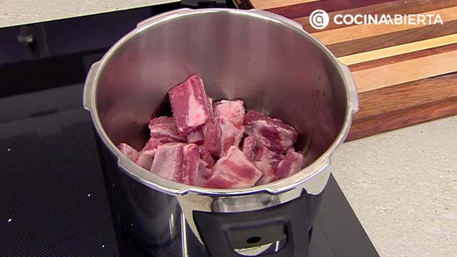 KARL6943 costillas patatas p1