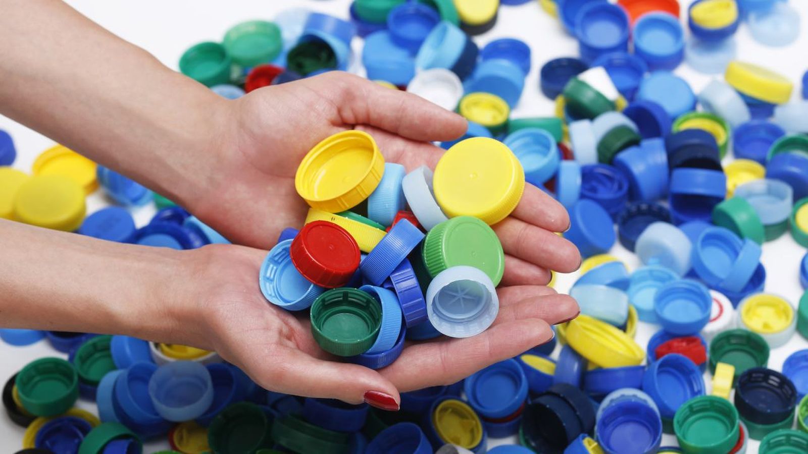 reciclar tapas de plastico