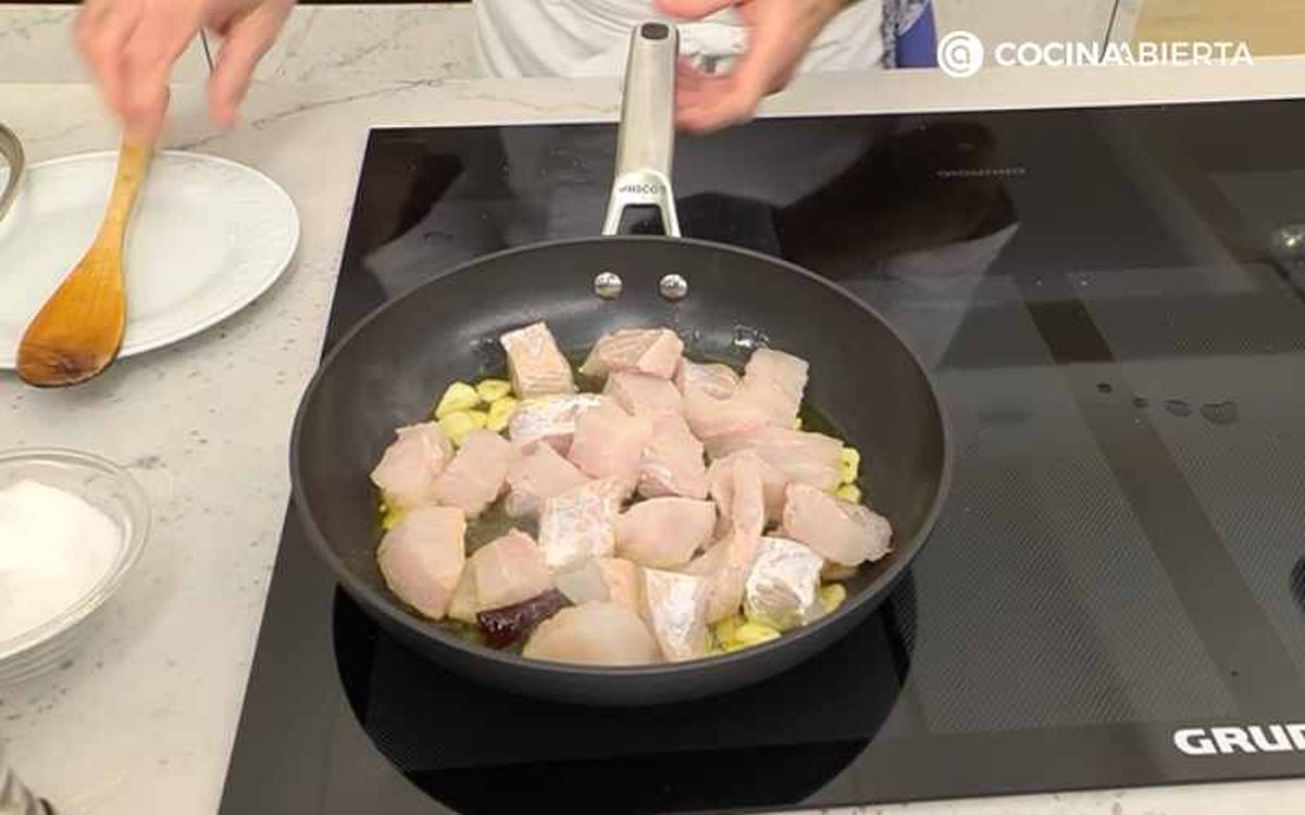 Cocina la merluza