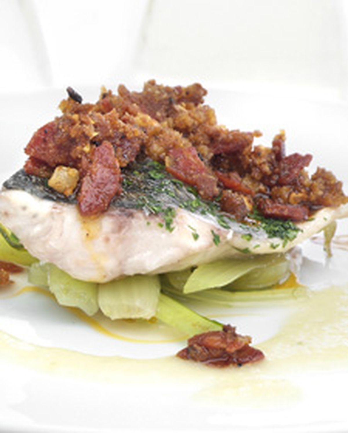 0009 txitxarro al horno con migas y borraja l