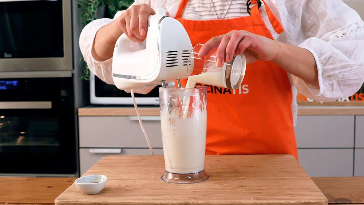 Receta de bastones de galleta para Navidad  paso 2