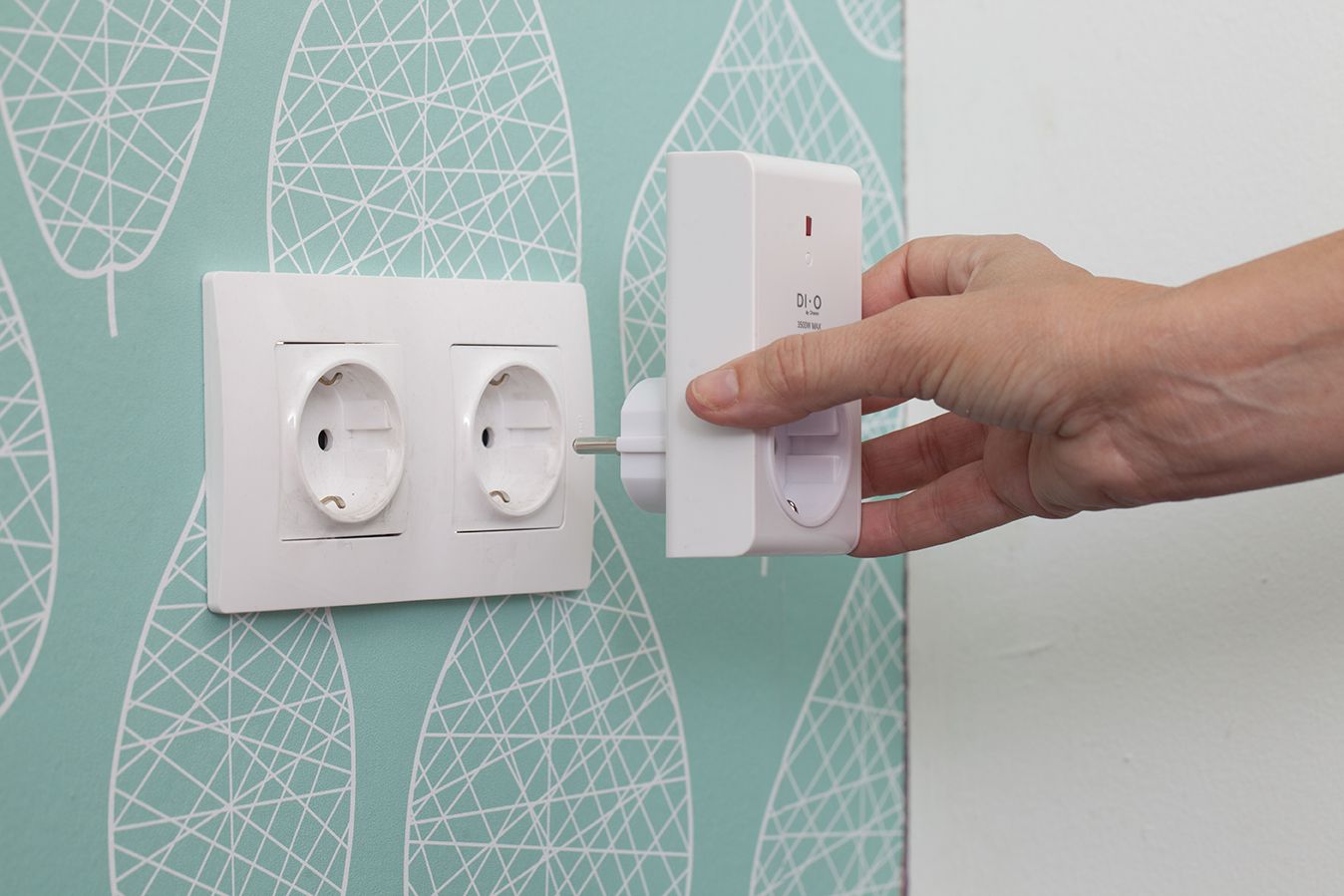 controla tus lámparas de mesa o de pie con un sistema domótico p2