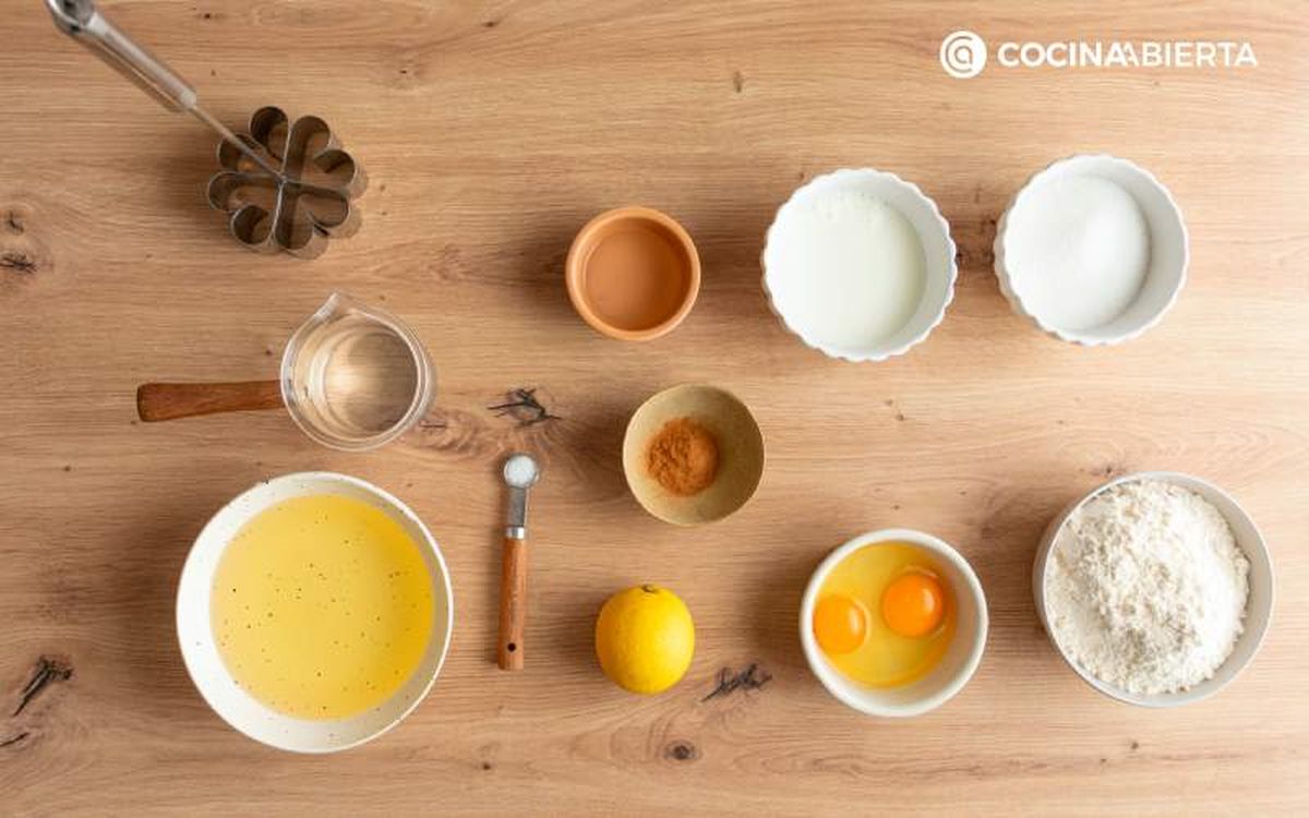 Ingredientes para hacer flores fritas