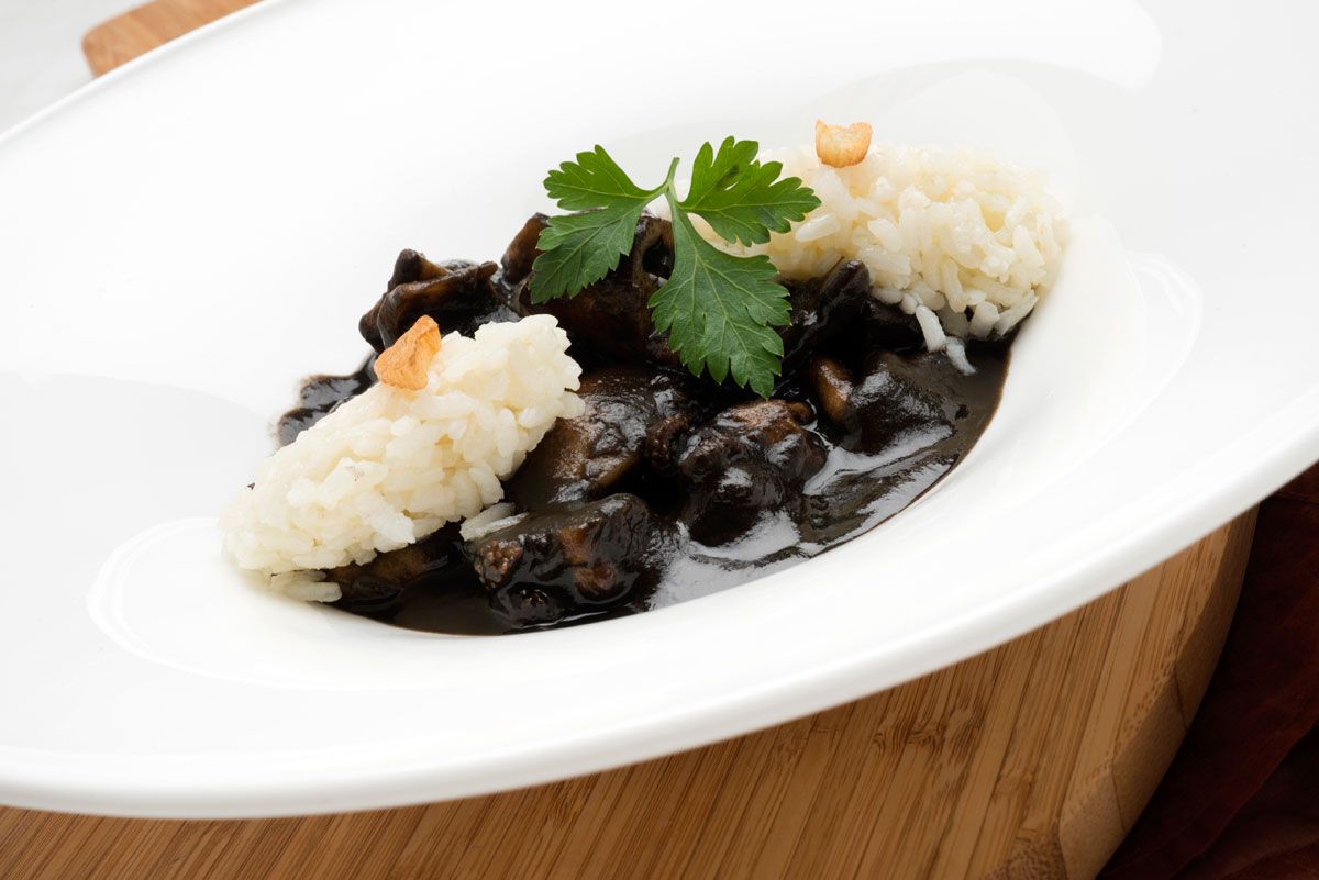 5193 Sepia en su tinta con arroz blanco (578) xl