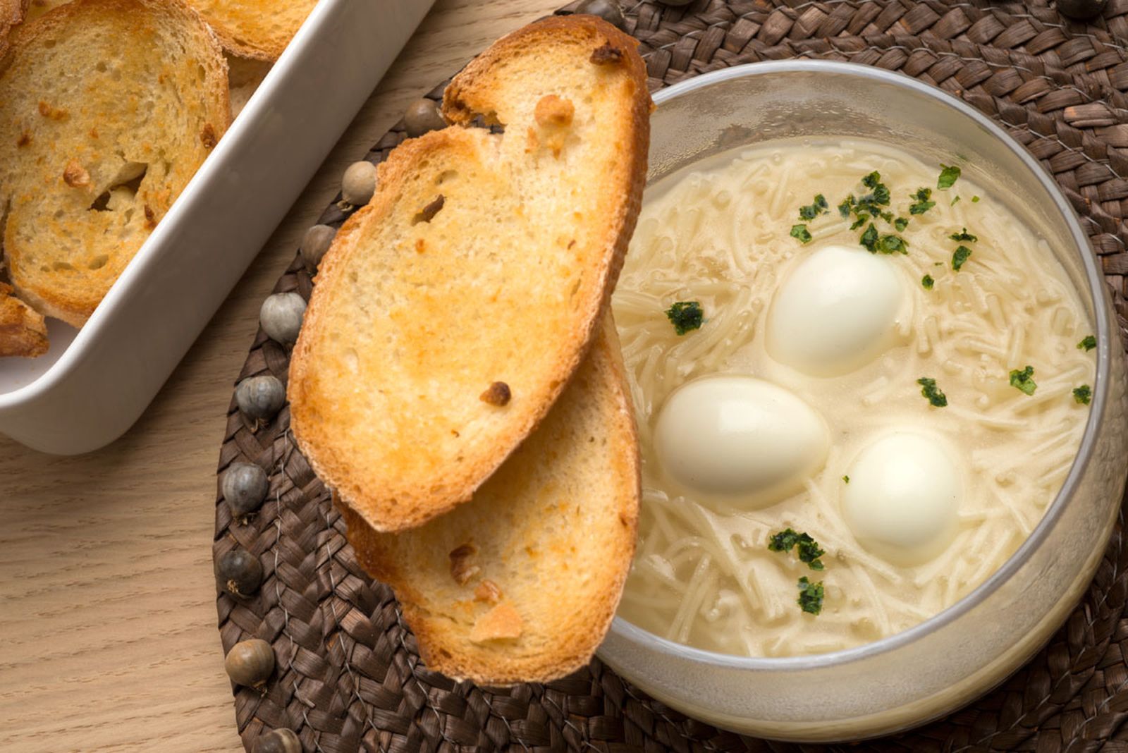 sopa de gallina especial