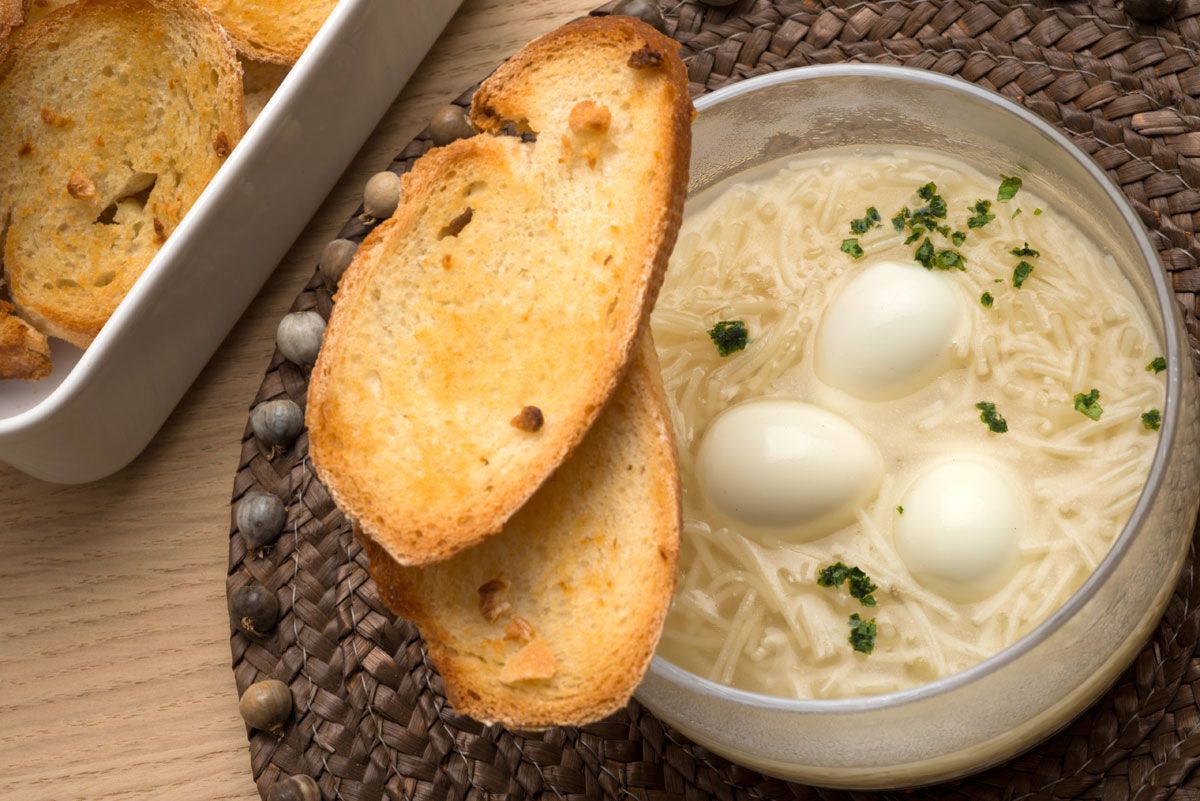 sopa de gallina especial