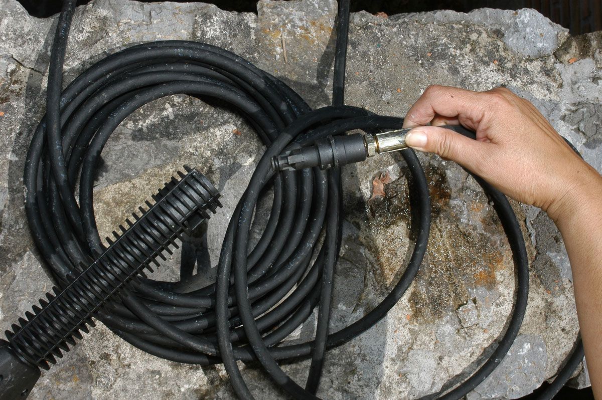 Desatascar un desagüe o canalón paso 3