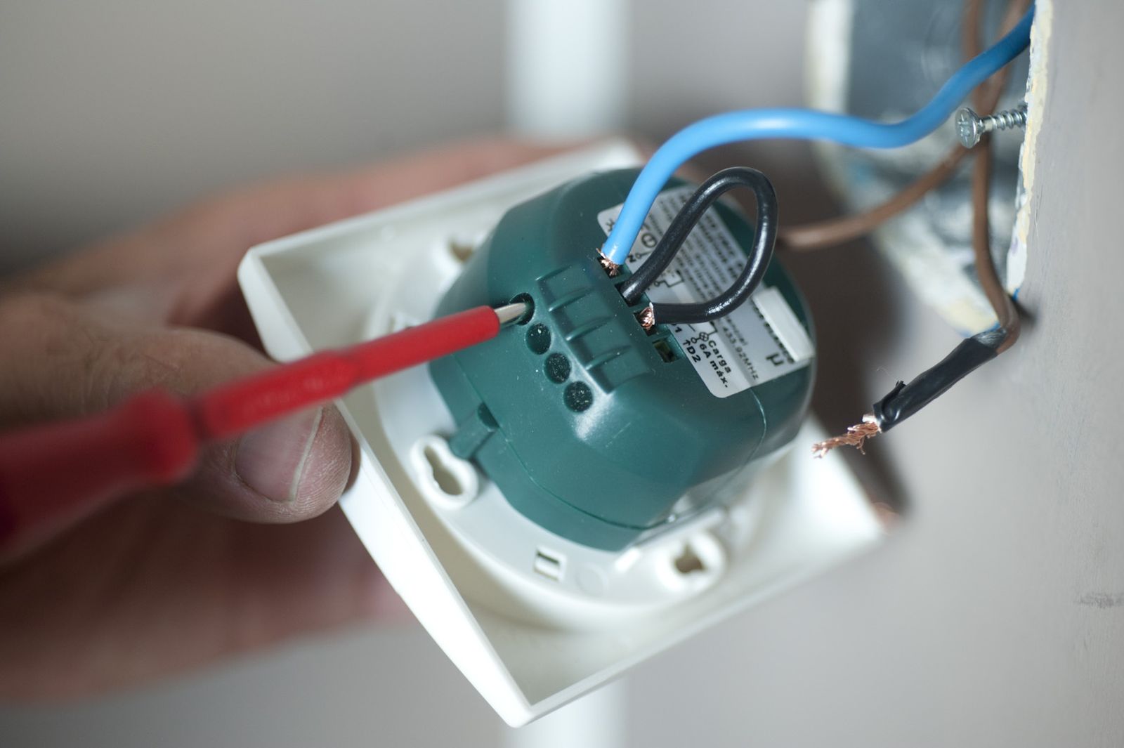 Interruptor con pulsador p4