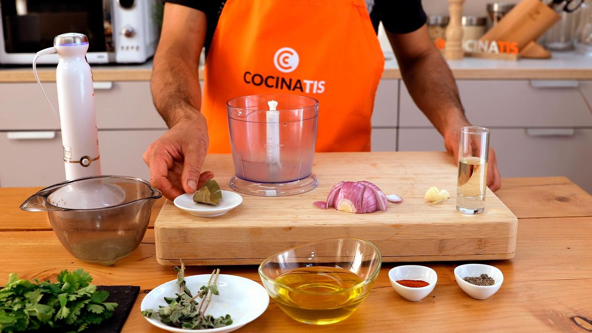 Receta de salsa chimichurri   paso 2