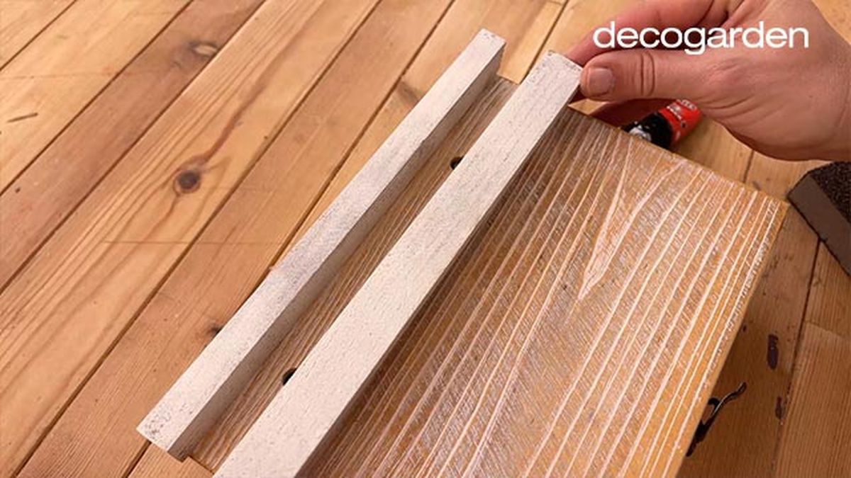 manualidades ordenar escritorio esconder cables soporte movil paso 8