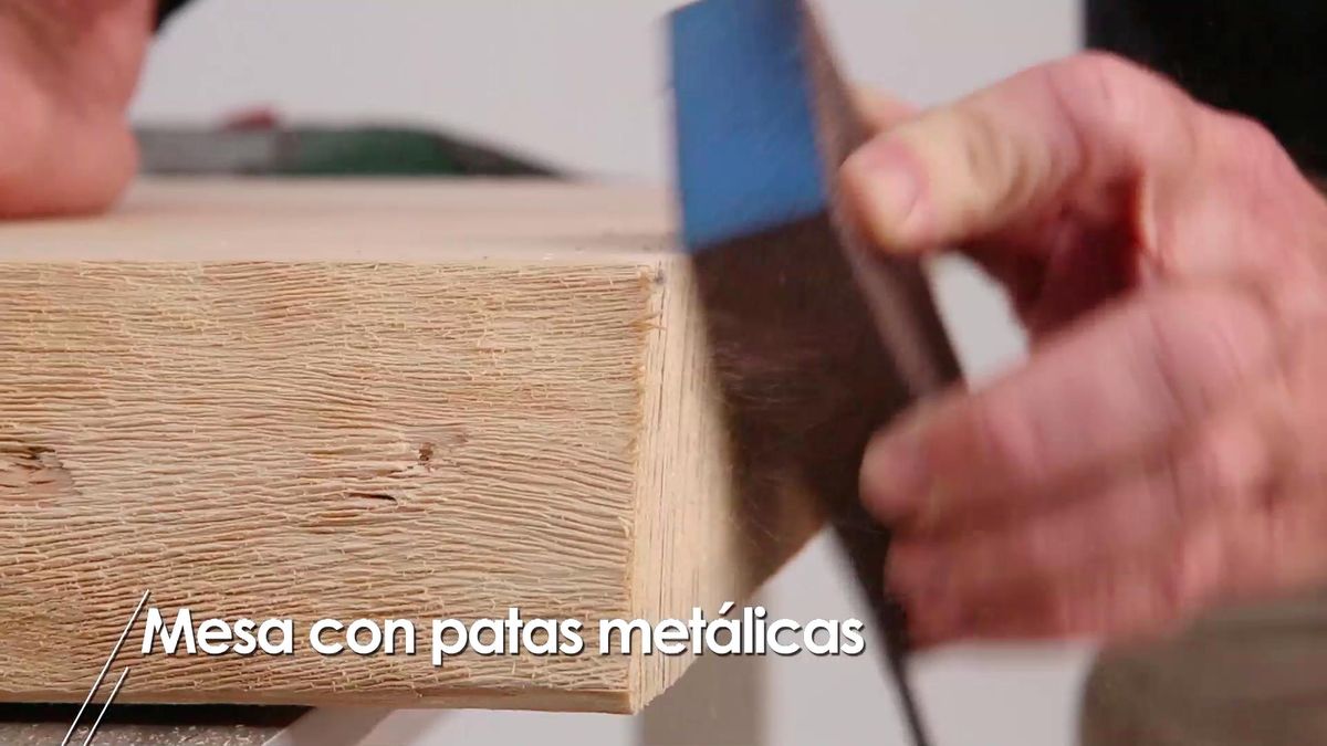 Hacer una mesa con patas metálicas paso 2