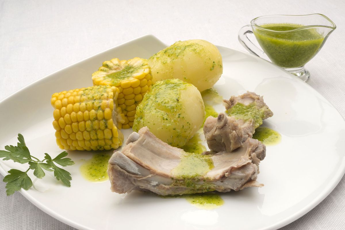 6132 1 Papas con costilla y pina xl