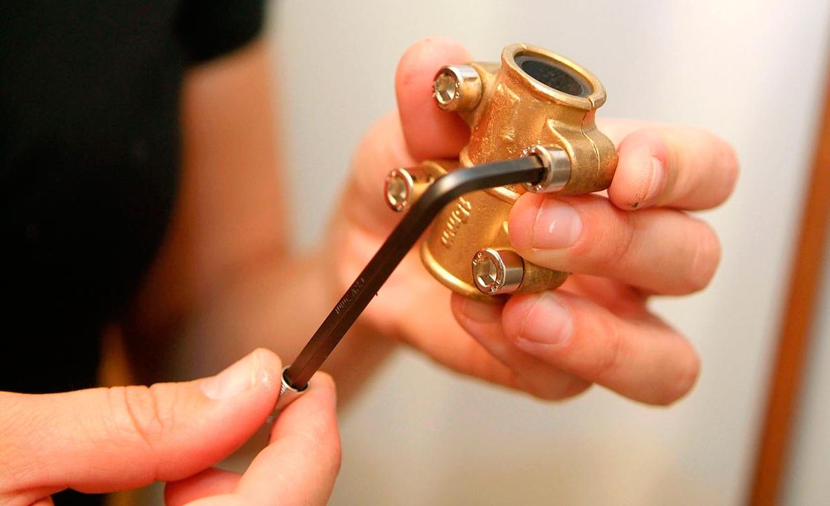 Cómo arreglar un tubo de cobre paso 3