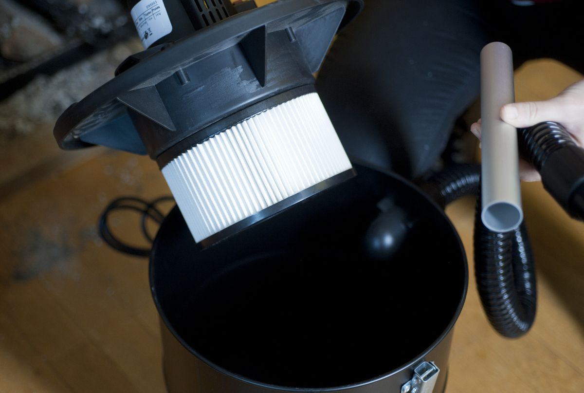 Bricomania 682 Aspirador de cenizas p1