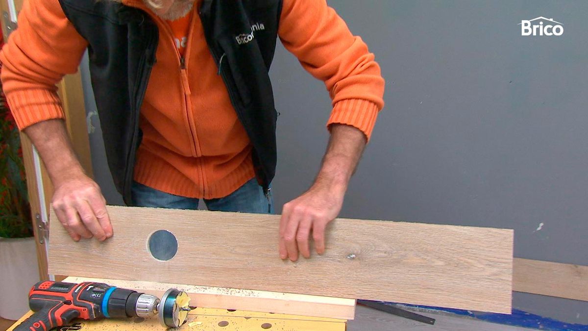 Colocar friso vinílico paso 6