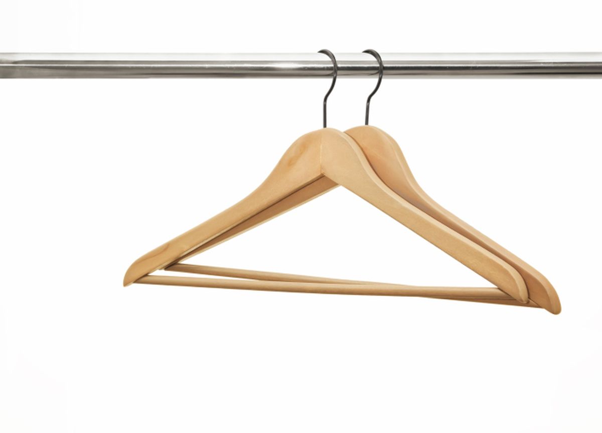 CBRIC_011_Leccion 11a Barra de armario materiales anclajes