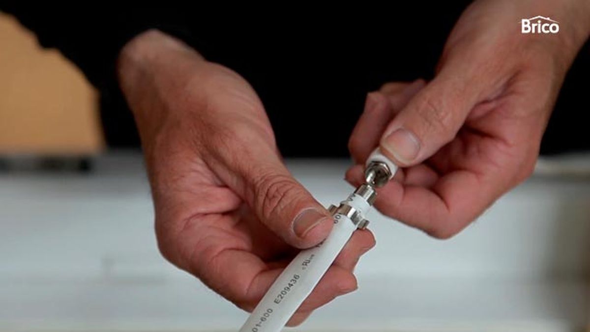 Cable de antena plano paso 2