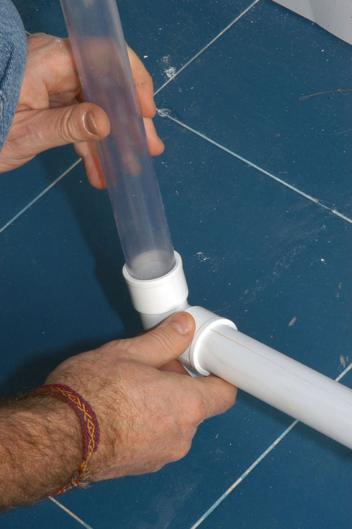 Como instalar un triturador sanitario paso 16