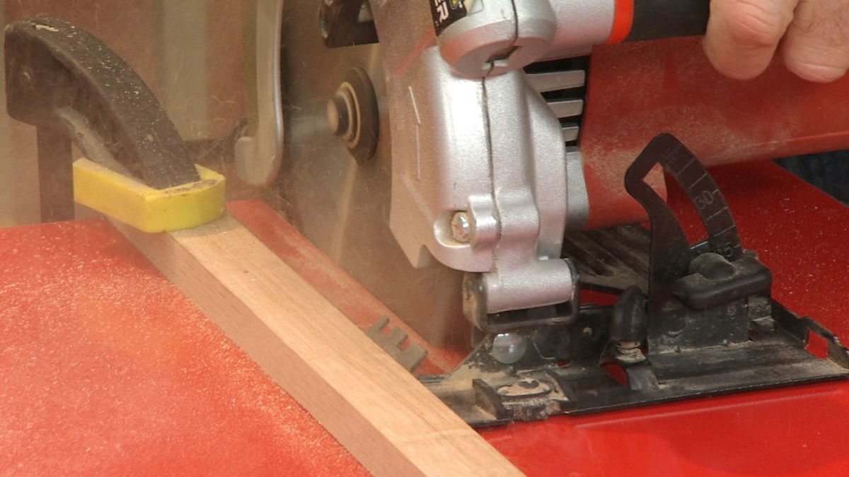 Mesa abatible de cocina paso 1