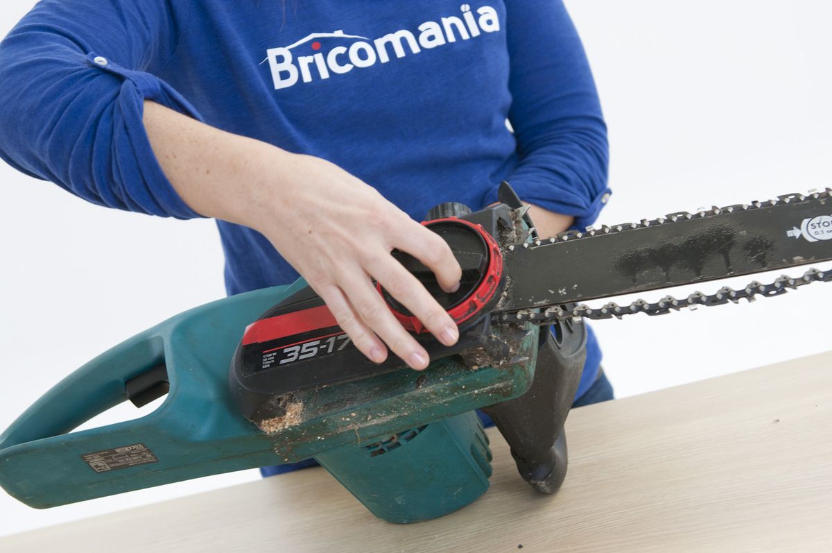 Bricomania 681 Cambiar cadena de motosierra p3