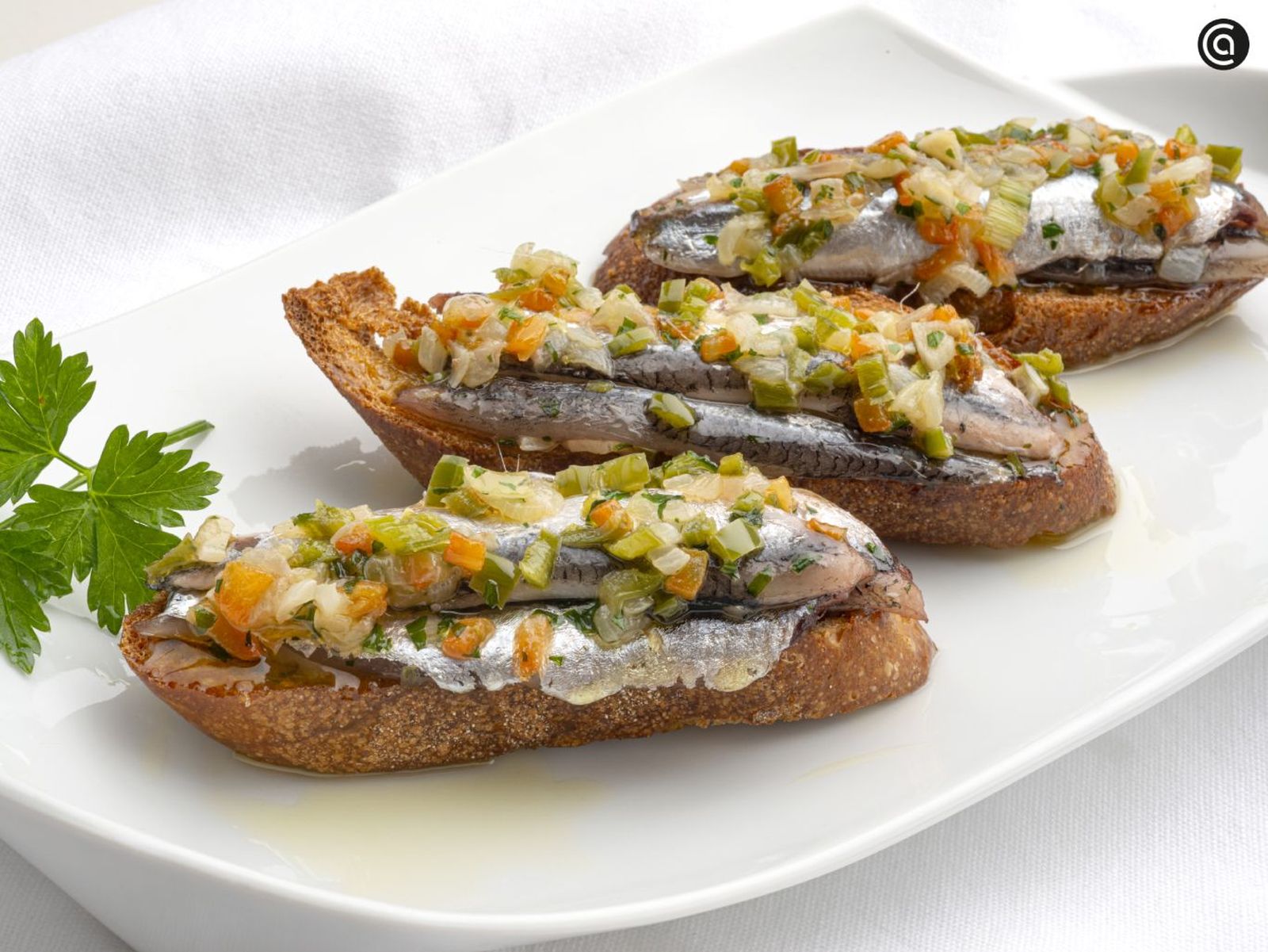 Un aperitivo fácil y sabroso, perfecto para servir con tostas crujientes