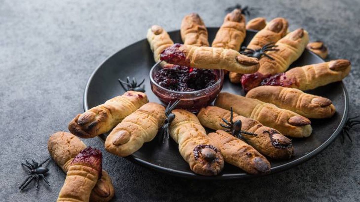 receta dedos bruja halloween presentacion