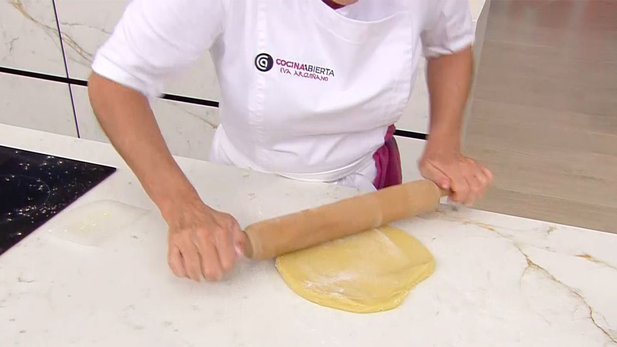 KARL66310320 receta de tarta de ciruelas pasas paso3