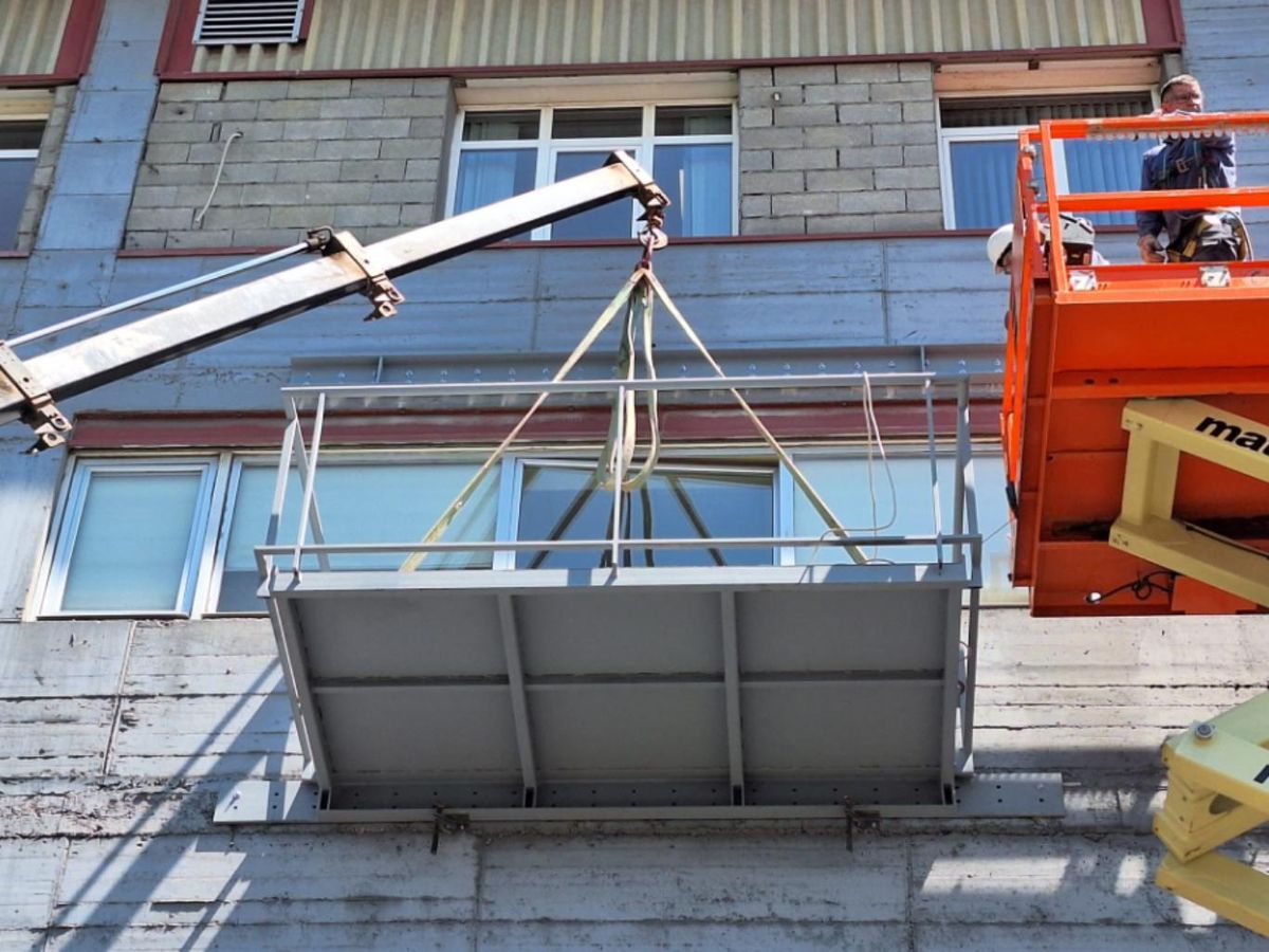 Instalación de balcón modular.