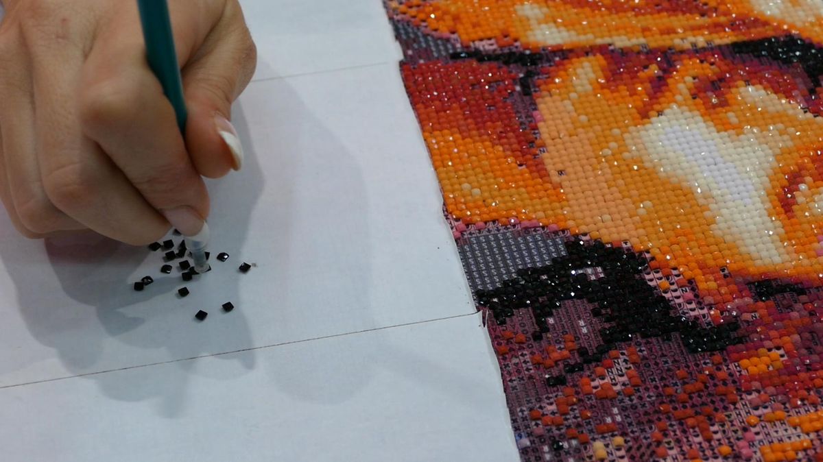 Técnica de punto de cruz diamante paso 3