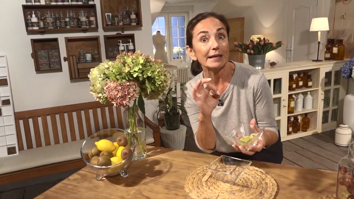 tonico de uva un remedio natural con el que retrasar la aparicion de las arrugas uvas