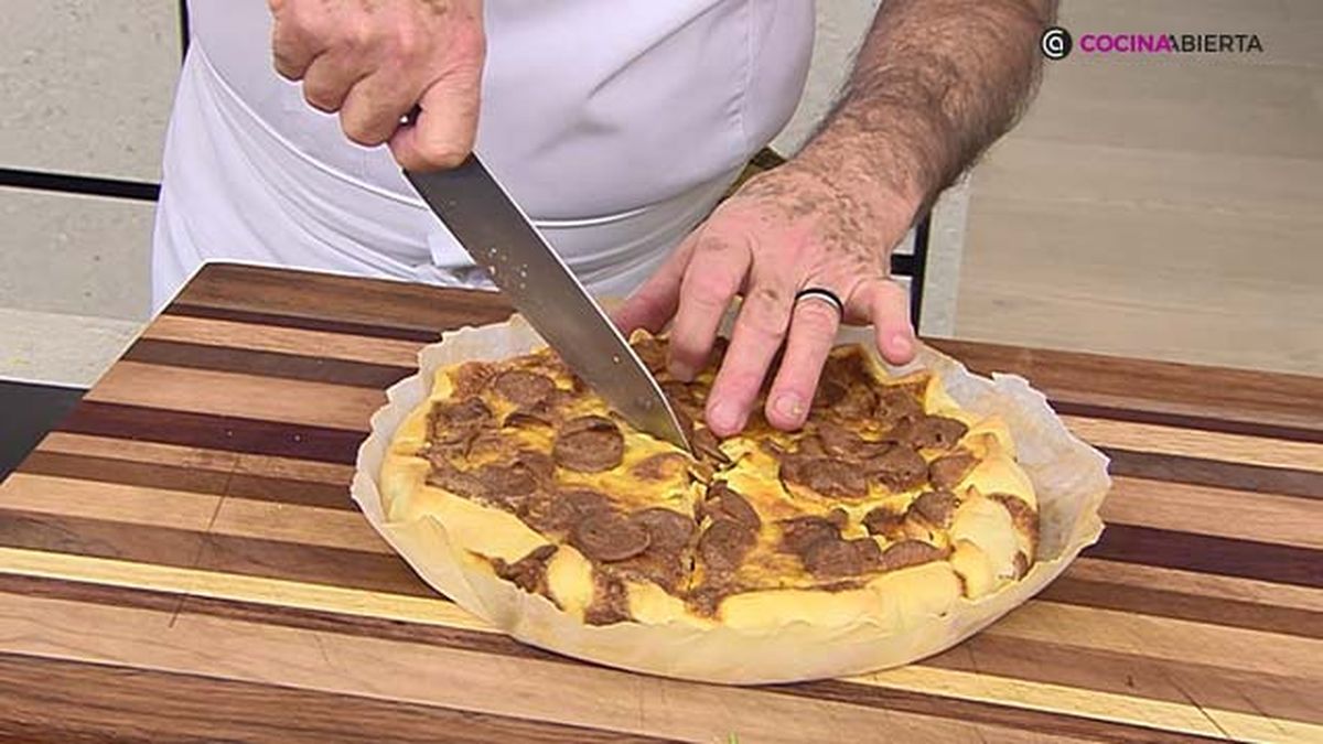 receta quiche salchichas cebolla ka paso 6