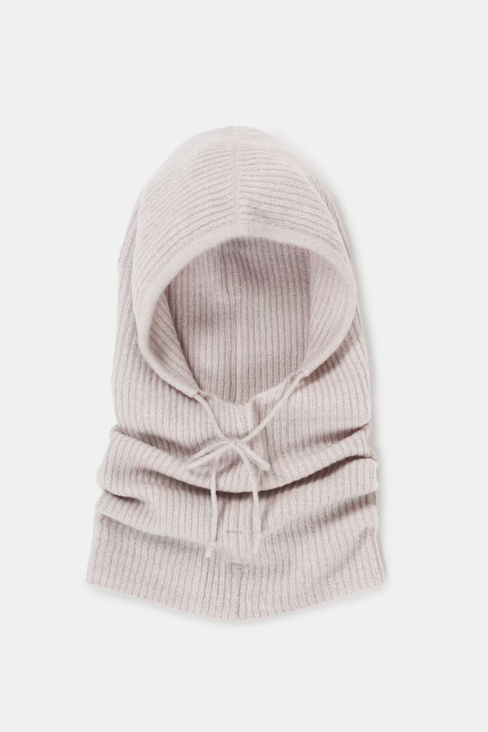 como llevar el balaclava el accesorio viral que esta en boca de todas 1