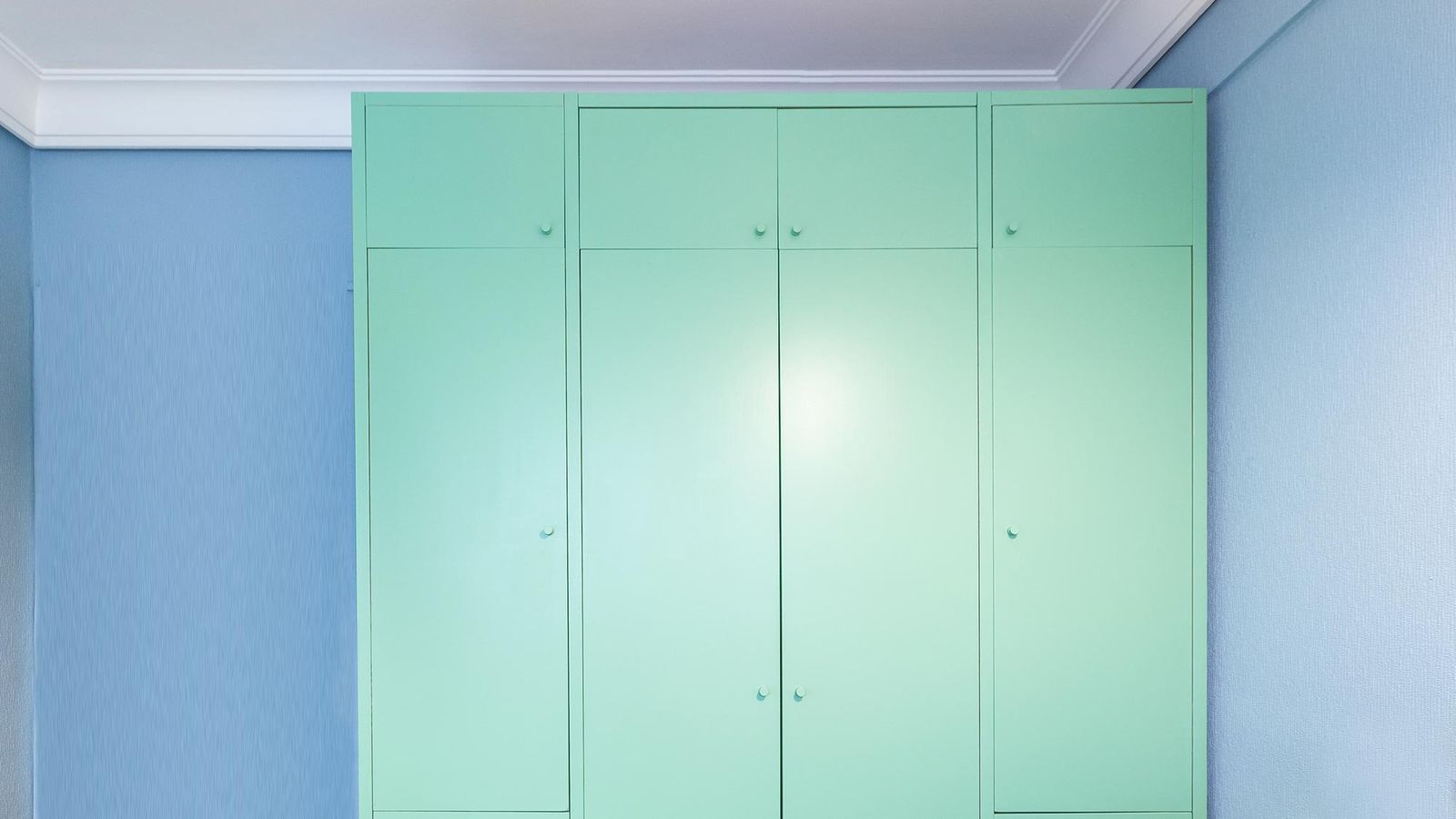 DEKO0705 pintar armario color verde