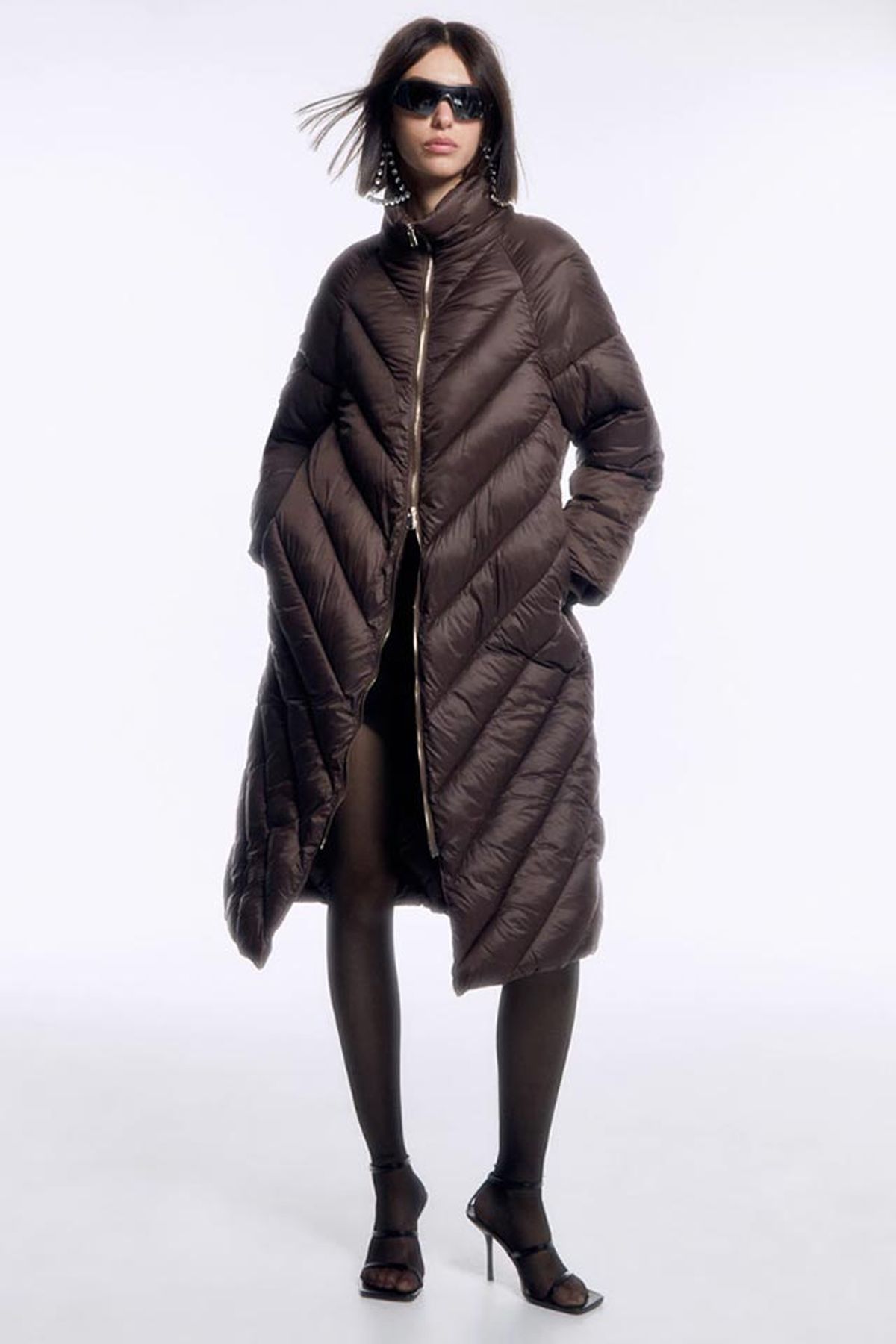 4 abrigos de sfera por menos de 70 euros entre los que no sabras cual elegir abrigo acolchado