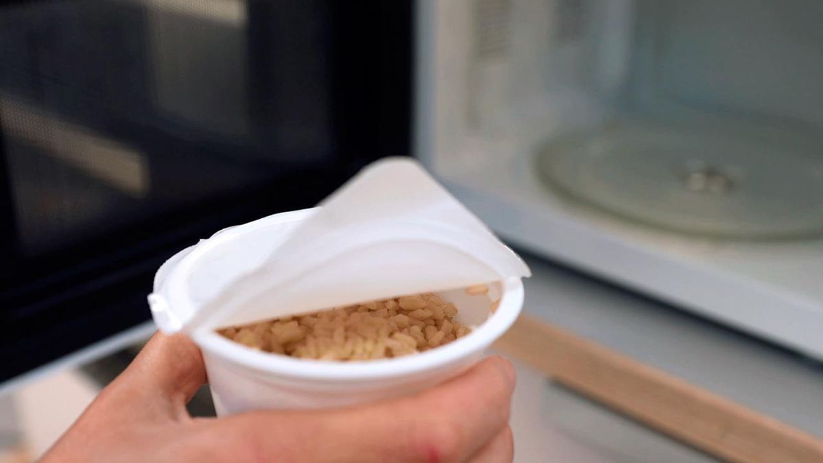 Receta de ensalada de arroz integral con pollo y espárragos trigueros  paso 3