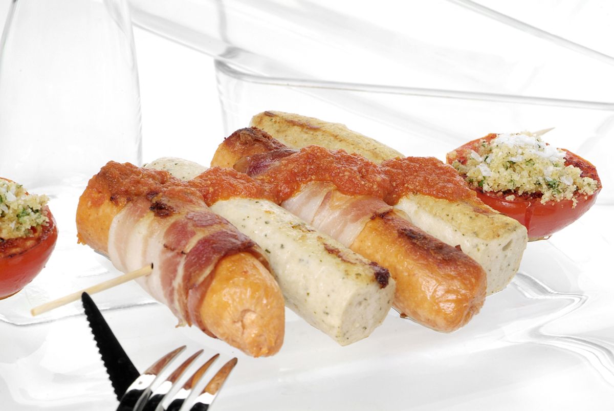 0024 BROCHETAS DE SALCHICHAS