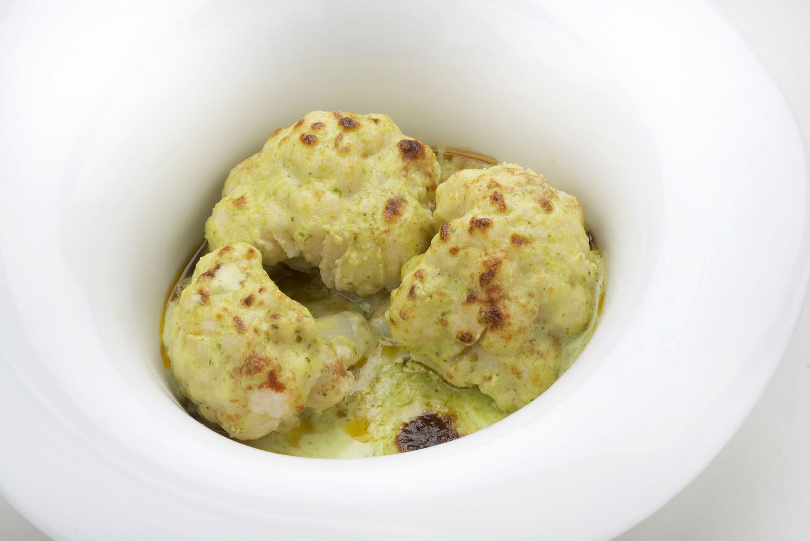 6041 1 Coliflor con bechamel al pesto xl