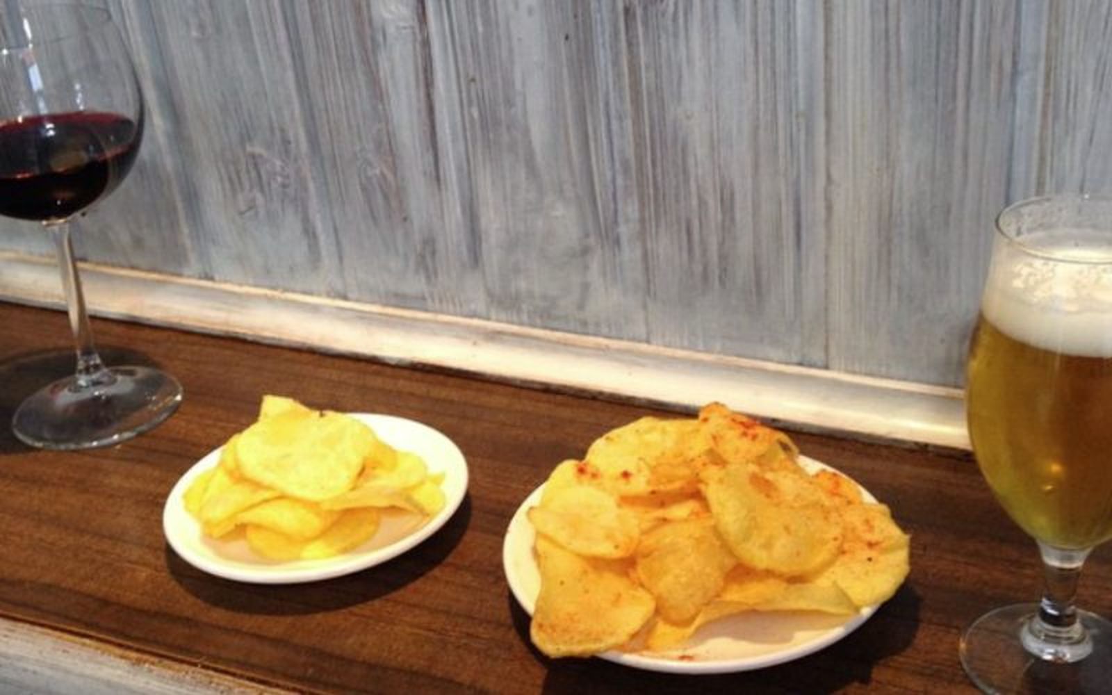 Las patatas de El Flechazo se han convertido en las más famosas del Barrio Húmedo