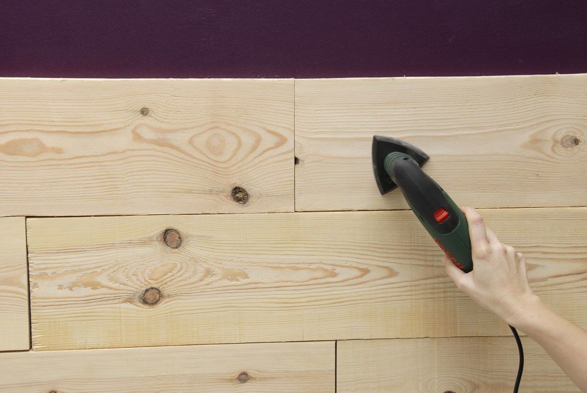 Decorar un dormitorio con un friso rústico paso 5