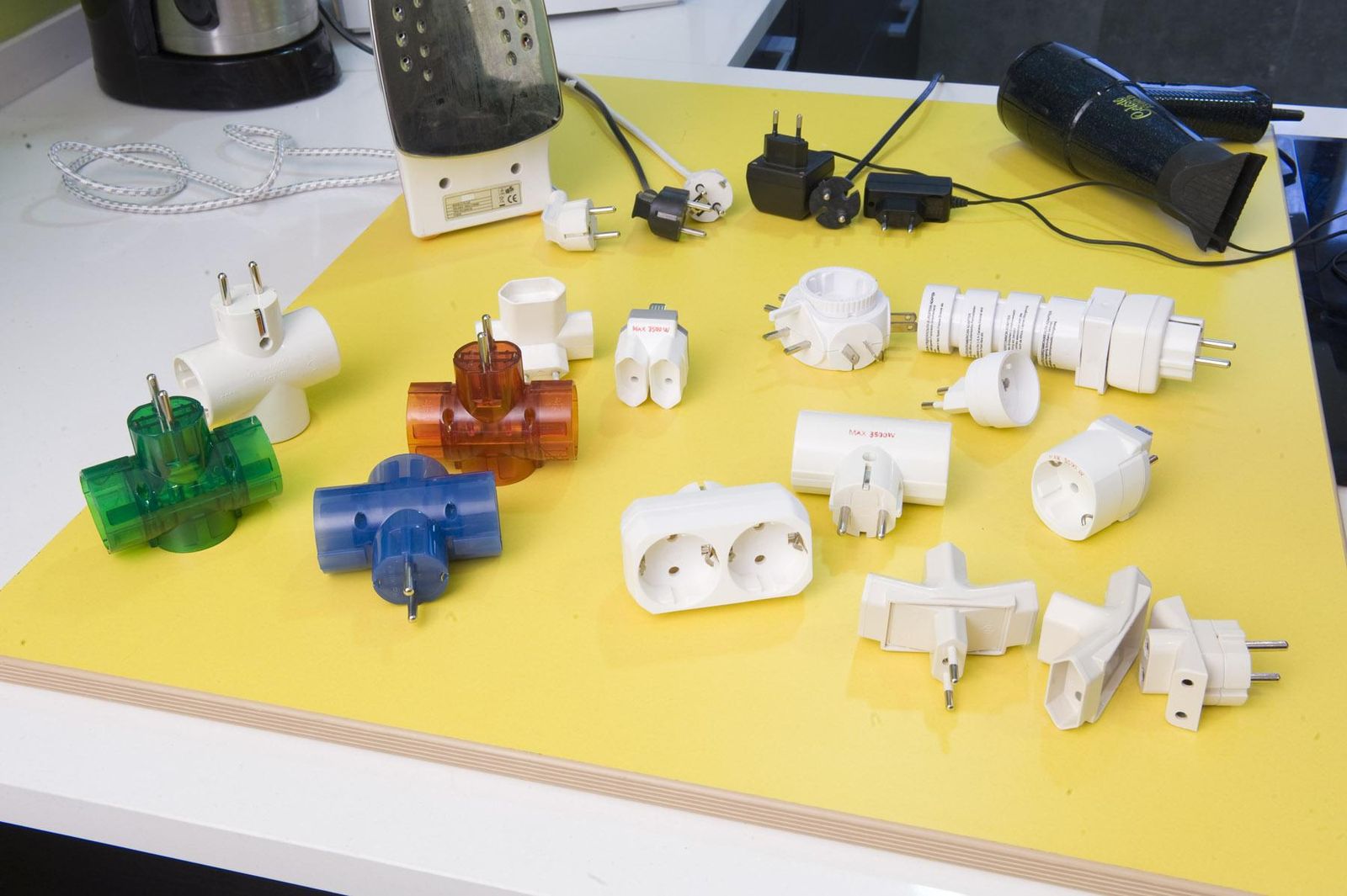 brico 0545 1 adaptadores enchufe xl