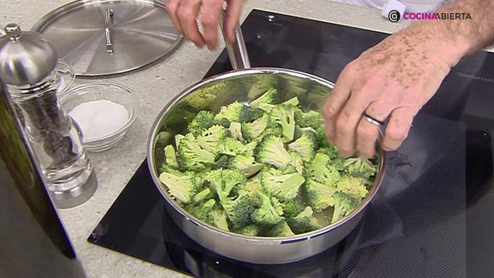 receta conchas pasta brocoli salsa aurora ka paso 6