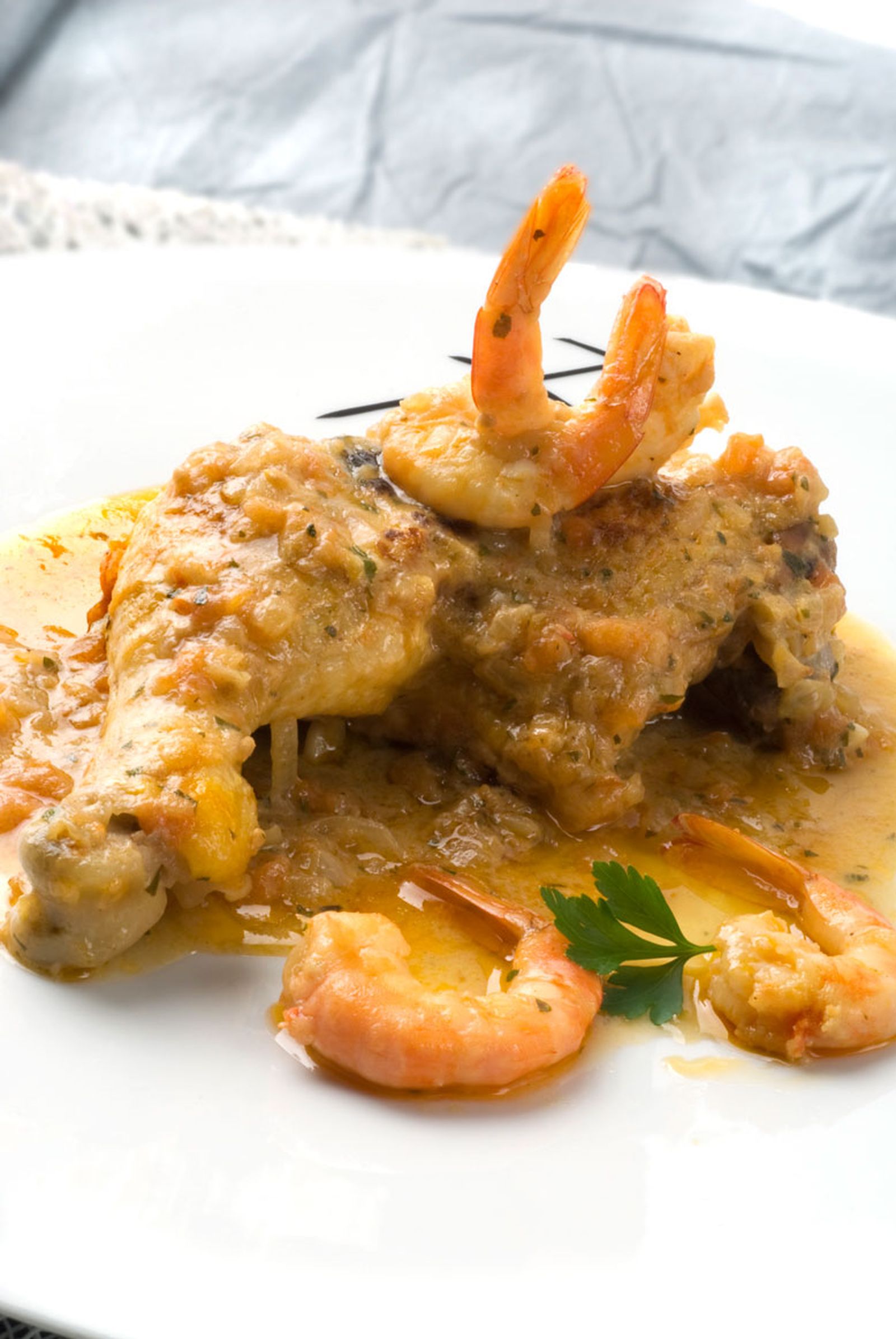 Pollo con langostinos