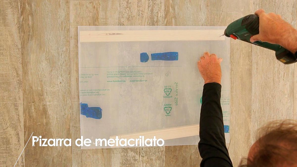 962 pizarra metacrilato paso4