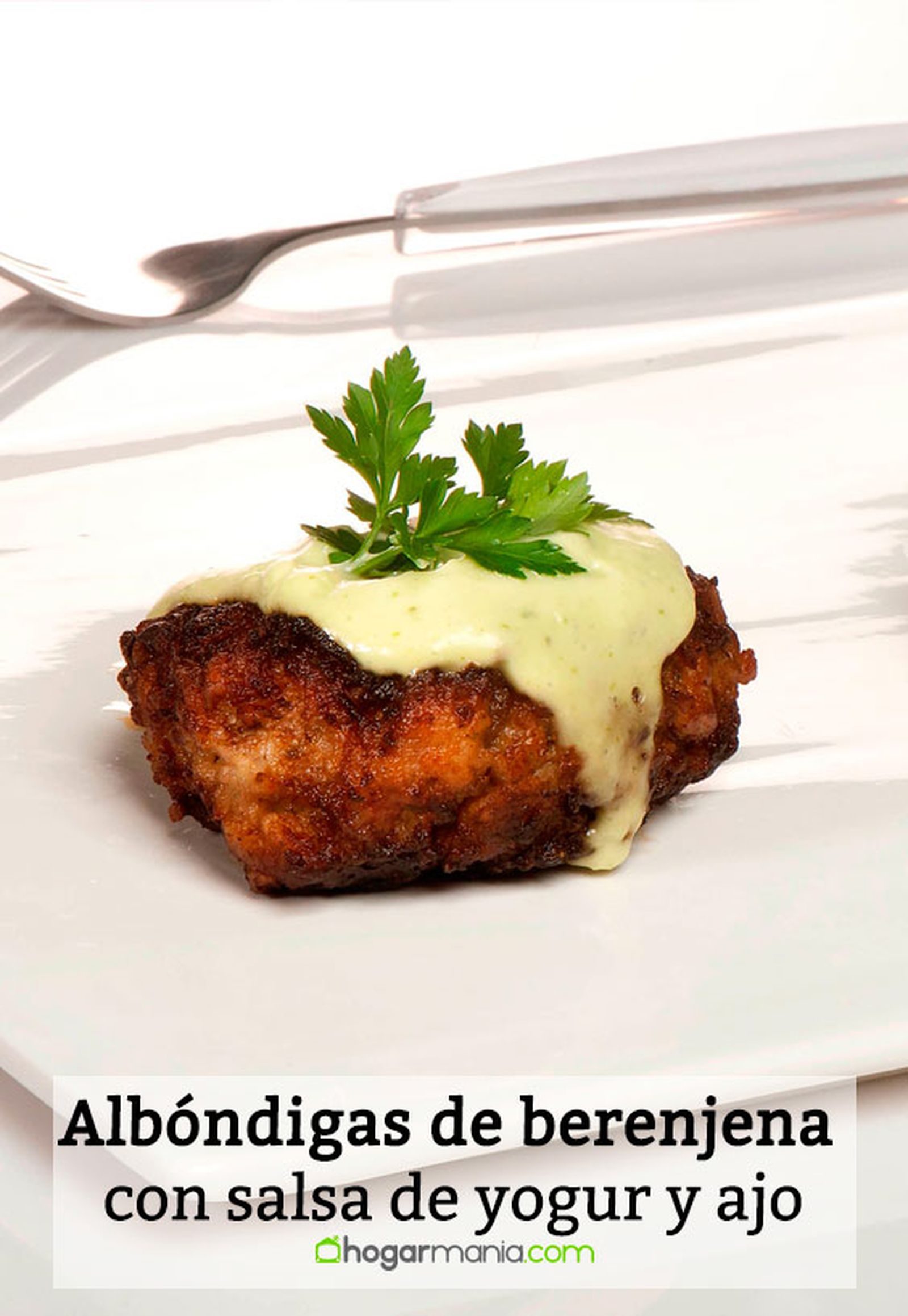 albondigas berenjena salsa yogur ajo pin
